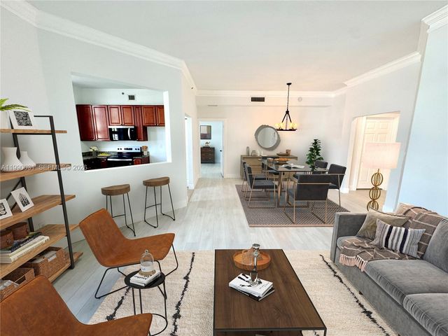 3001 NE 185th St 213, Aventura, FL 33180