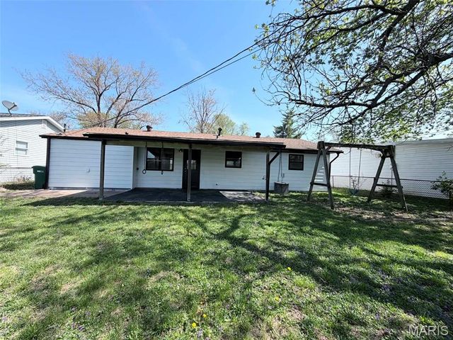 1150 Price Street, Cahokia, IL 62206
