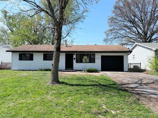 1150 Price Street, Cahokia, IL 62206