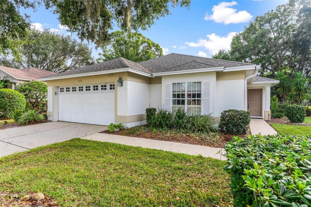7023 ARCADIAN COURT, Mount Dora, FL 32757