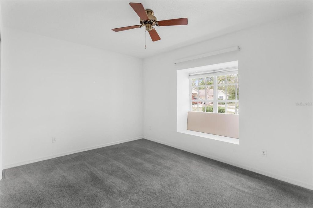 Image 20 of property listing at 7023 ARCADIAN COURT, Mount Dora, FL 32757