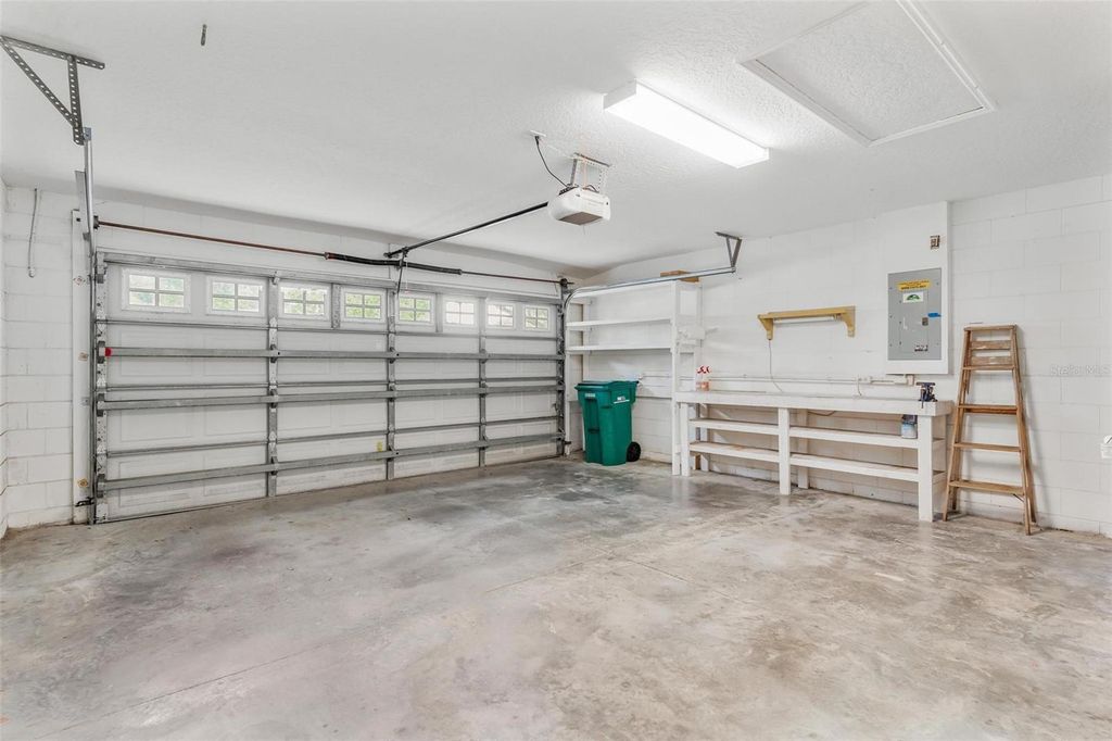 Image 39 of property listing at 7023 ARCADIAN COURT, Mount Dora, FL 32757