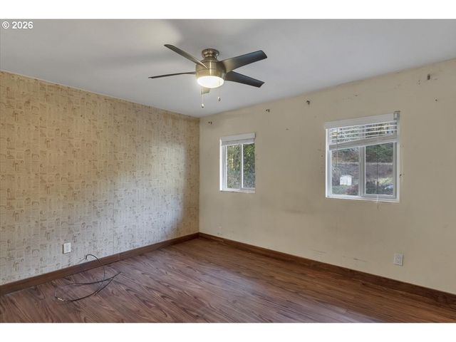 376 OLALLA Rd, Toledo, OR 97391