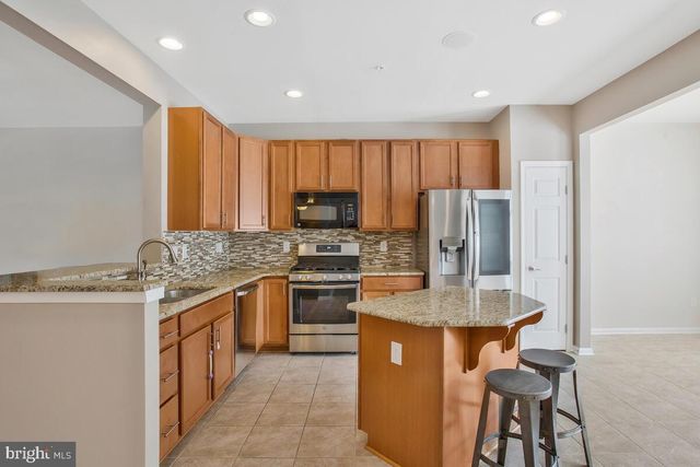 9612 HAMMONDS OVERLOOK CT, Laurel, MD 20723
