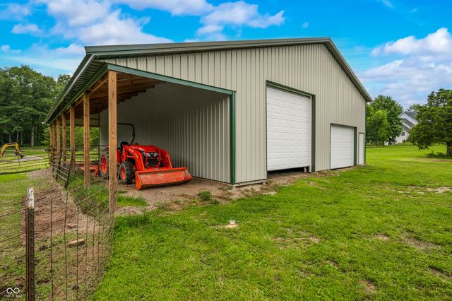 15411 N State Road 9, Hope, IN 47246