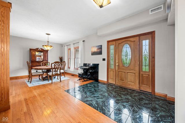 15411 N State Road 9, Hope, IN 47246