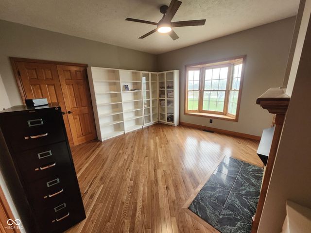 15411 N State Road 9, Hope, IN 47246