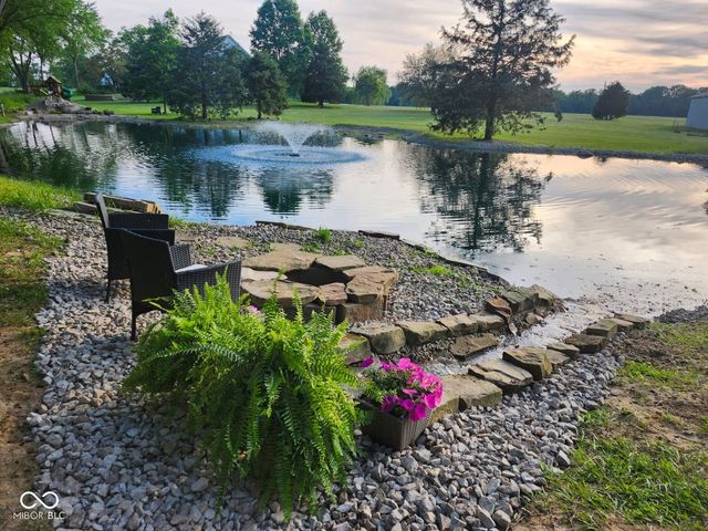 15411 N State Road 9, Hope, IN 47246