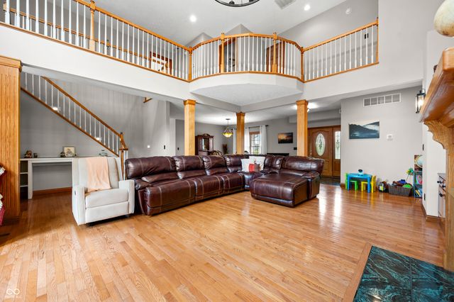 15411 N State Road 9, Hope, IN 47246