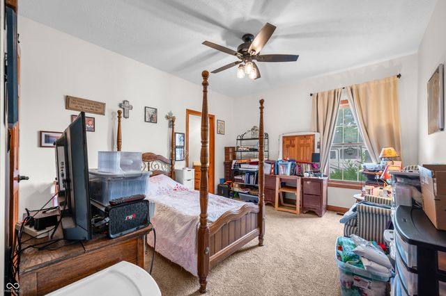 15411 N State Road 9, Hope, IN 47246
