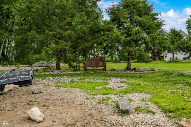15411 N State Road 9, Hope, IN 47246