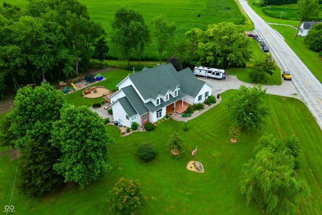 15411 N State Road 9, Hope, IN 47246