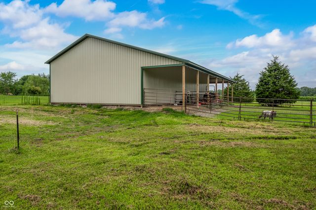 15411 N State Road 9, Hope, IN 47246