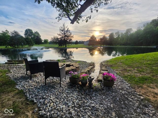15411 N State Road 9, Hope, IN 47246