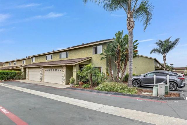 818 Hollister Street B, San Diego, CA 92154