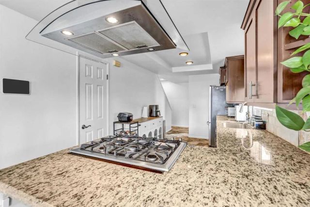 818 Hollister Street B, San Diego, CA 92154