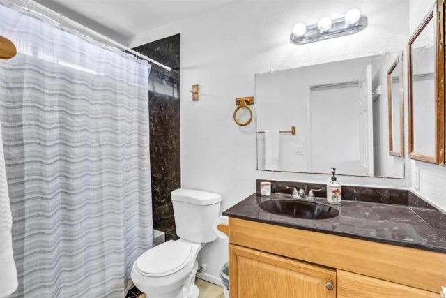 818 Hollister Street B, San Diego, CA 92154