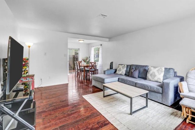 818 Hollister Street B, San Diego, CA 92154
