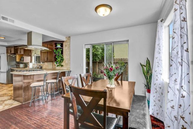 818 Hollister Street B, San Diego, CA 92154