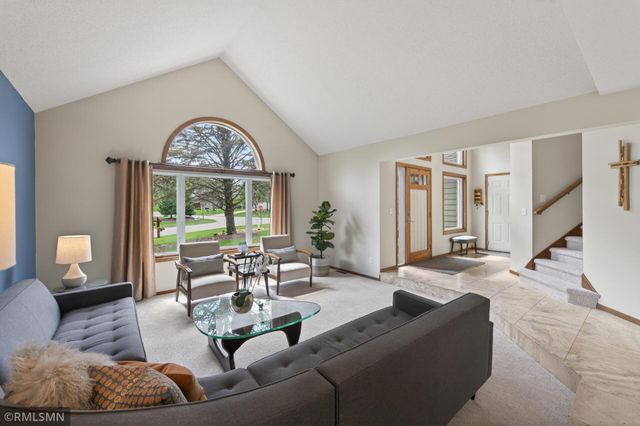 1703 Anderlie Lane W, White Bear Twp, MN 55110