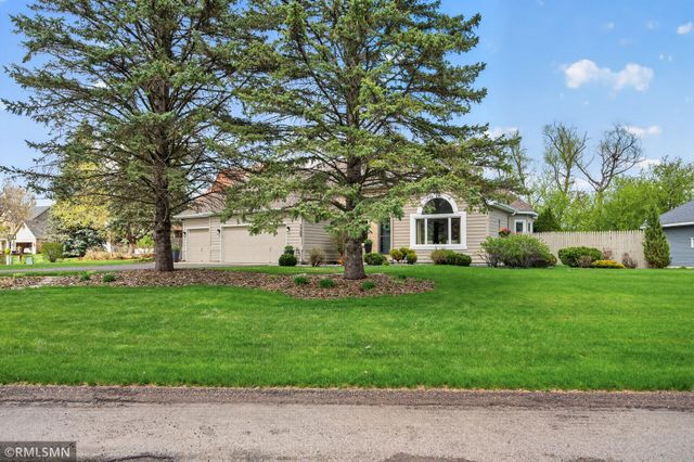 1703 Anderlie Lane W, White Bear Twp, MN 55110