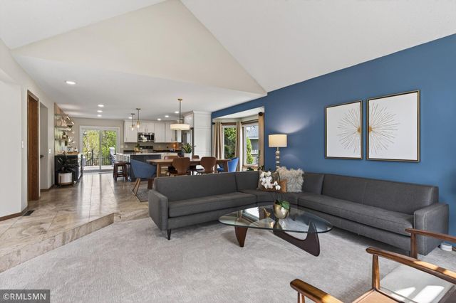 1703 Anderlie Lane W, White Bear Twp, MN 55110