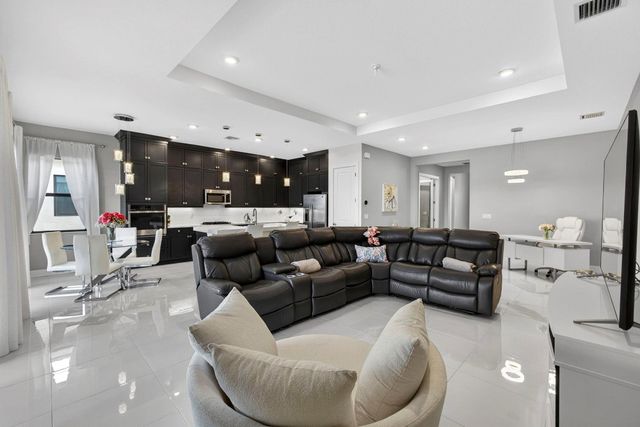 15798 Cresswind Place, Loxahatchee, FL 33470