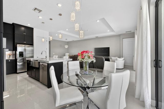 15798 Cresswind Place, Loxahatchee, FL 33470