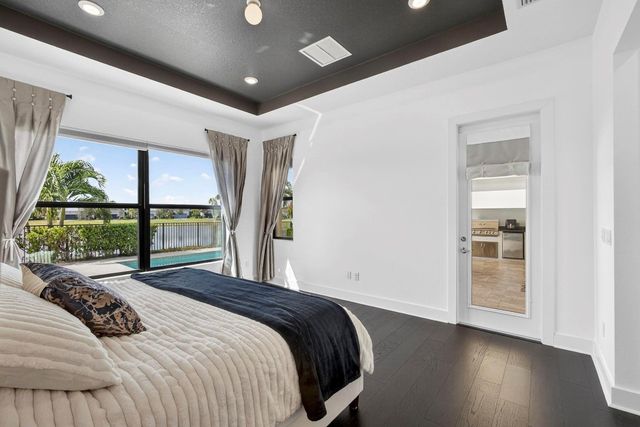 15798 Cresswind Place, Loxahatchee, FL 33470