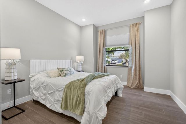 15798 Cresswind Place, Loxahatchee, FL 33470