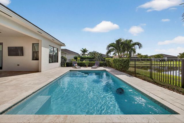 15798 Cresswind Place, Loxahatchee, FL 33470