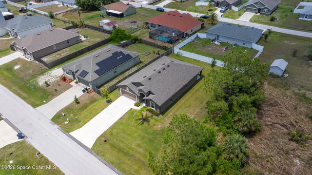 543 Lafayette Street SW, Palm Bay, FL 32908