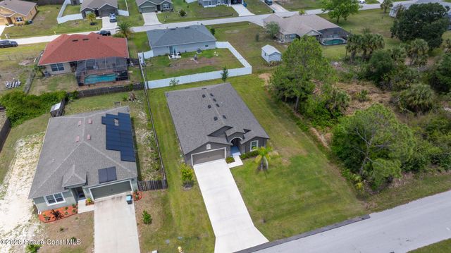 543 Lafayette Street SW, Palm Bay, FL 32908