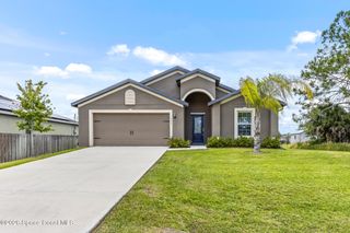 543 Lafayette Street SW, Palm Bay, FL 32908