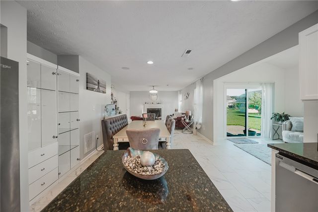 5148 Dayflower Drive, Tipp City, OH 45371