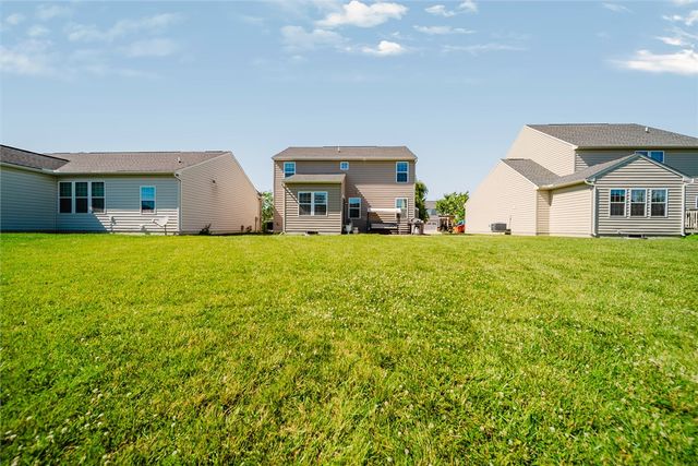 5148 Dayflower Drive, Tipp City, OH 45371