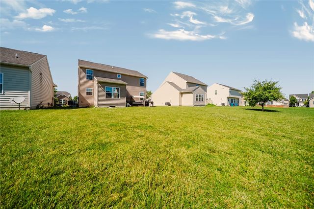5148 Dayflower Drive, Tipp City, OH 45371