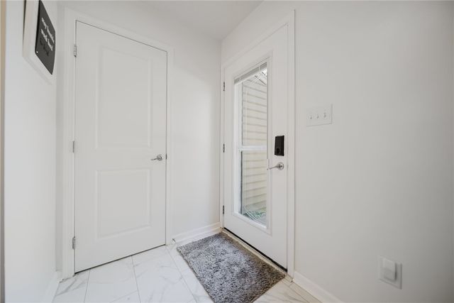 5148 Dayflower Drive, Tipp City, OH 45371