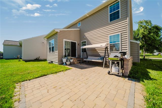 5148 Dayflower Drive, Tipp City, OH 45371