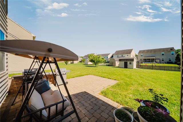 5148 Dayflower Drive, Tipp City, OH 45371