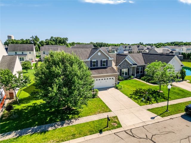 5148 Dayflower Drive, Tipp City, OH 45371