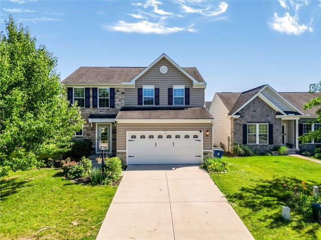 5148 Dayflower Drive, Tipp City, OH 45371