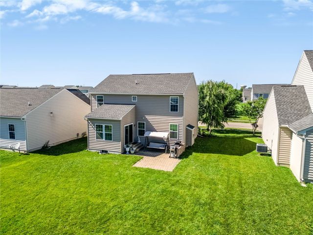 5148 Dayflower Drive, Tipp City, OH 45371