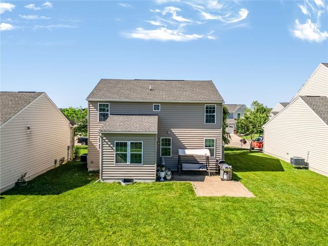 5148 Dayflower Drive, Tipp City, OH 45371