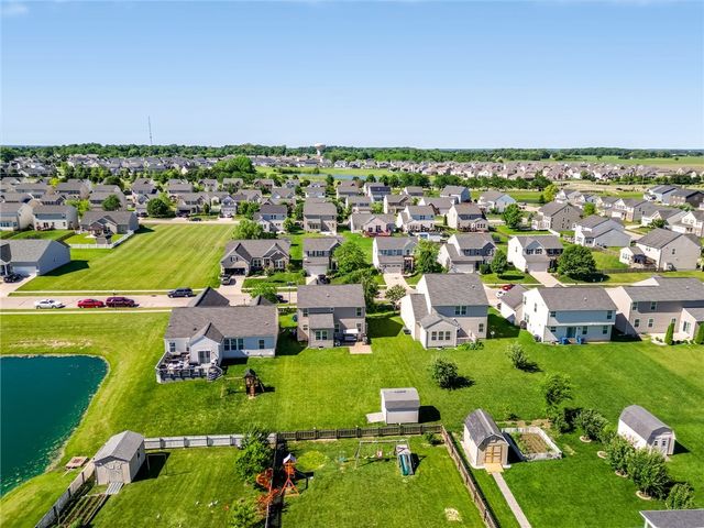5148 Dayflower Drive, Tipp City, OH 45371