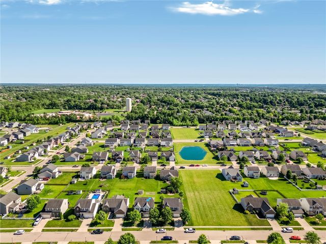 5148 Dayflower Drive, Tipp City, OH 45371