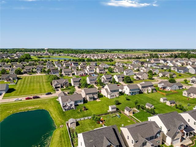 5148 Dayflower Drive, Tipp City, OH 45371