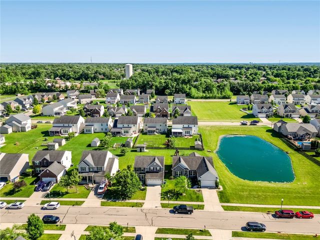 5148 Dayflower Drive, Tipp City, OH 45371