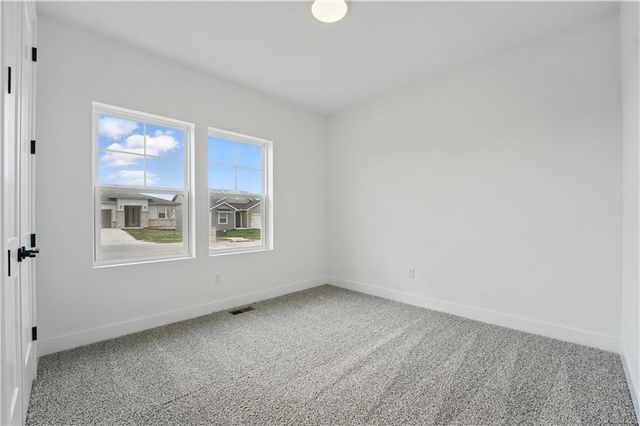 1432 N 162nd Terrace, Basehor, KS 66007