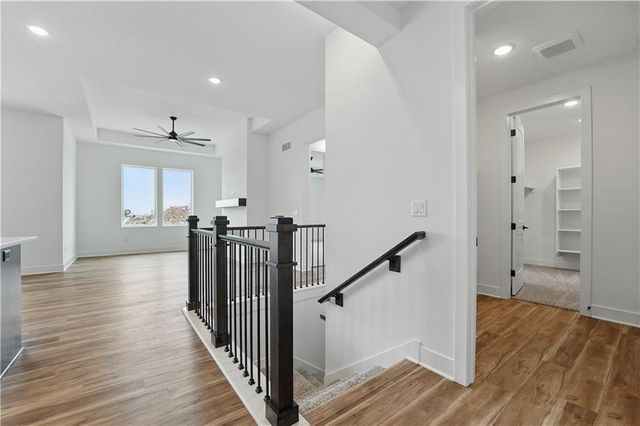 1432 N 162nd Terrace, Basehor, KS 66007